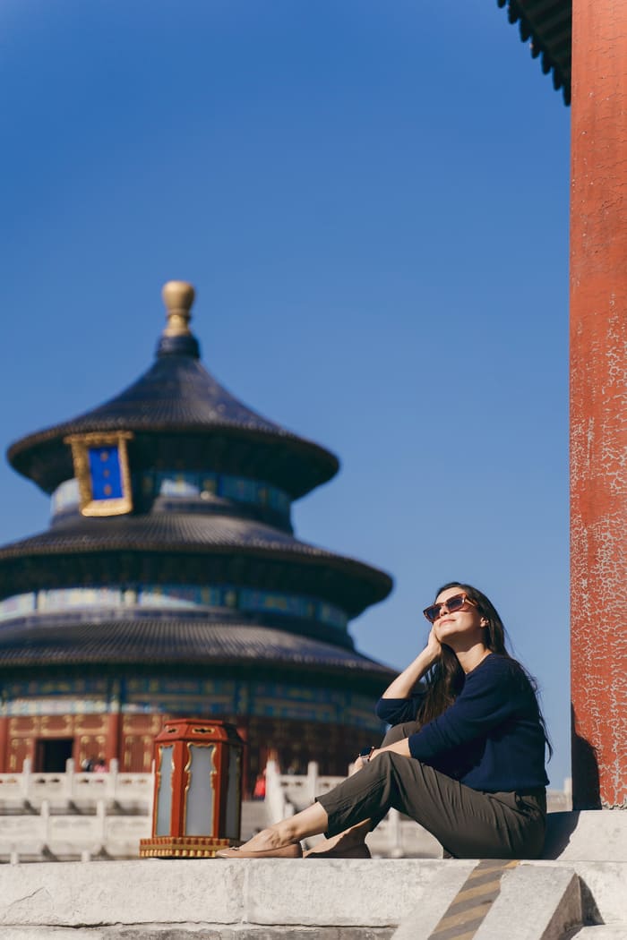 Mujer de viaje a beijin china